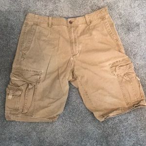 Banana Republic Men’s Cargo Shorts (size 33)